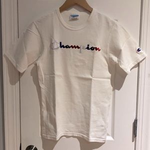 NWOT - Champion t-shirt